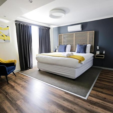 เดอะ นิว เนชั่น - ลอดจ์ แอนด์ คอนเฟอเรนซ์ Hotel ปาโรว์ ภายนอก รูปภาพ