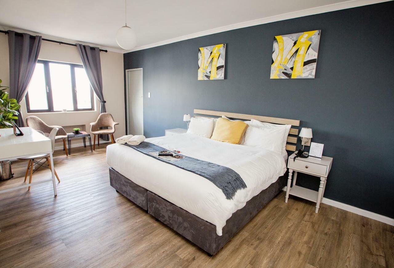 เดอะ นิว เนชั่น - ลอดจ์ แอนด์ คอนเฟอเรนซ์ Hotel ปาโรว์ ภายนอก รูปภาพ