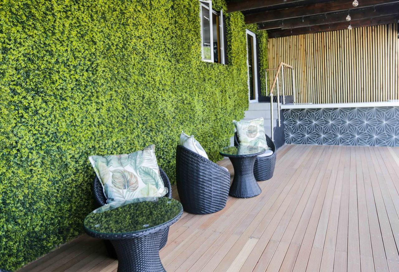 เดอะ นิว เนชั่น - ลอดจ์ แอนด์ คอนเฟอเรนซ์ Hotel ปาโรว์ ภายนอก รูปภาพ